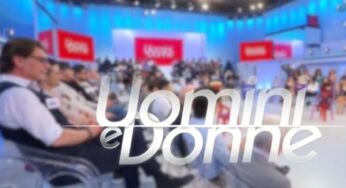 Nel parterre di Uomini e Donne è tornata una dama (bellissima): l’avete notata?