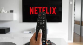 Netflix, salgono ancora i prezzi degli abbonamenti: batosta per gli utenti
